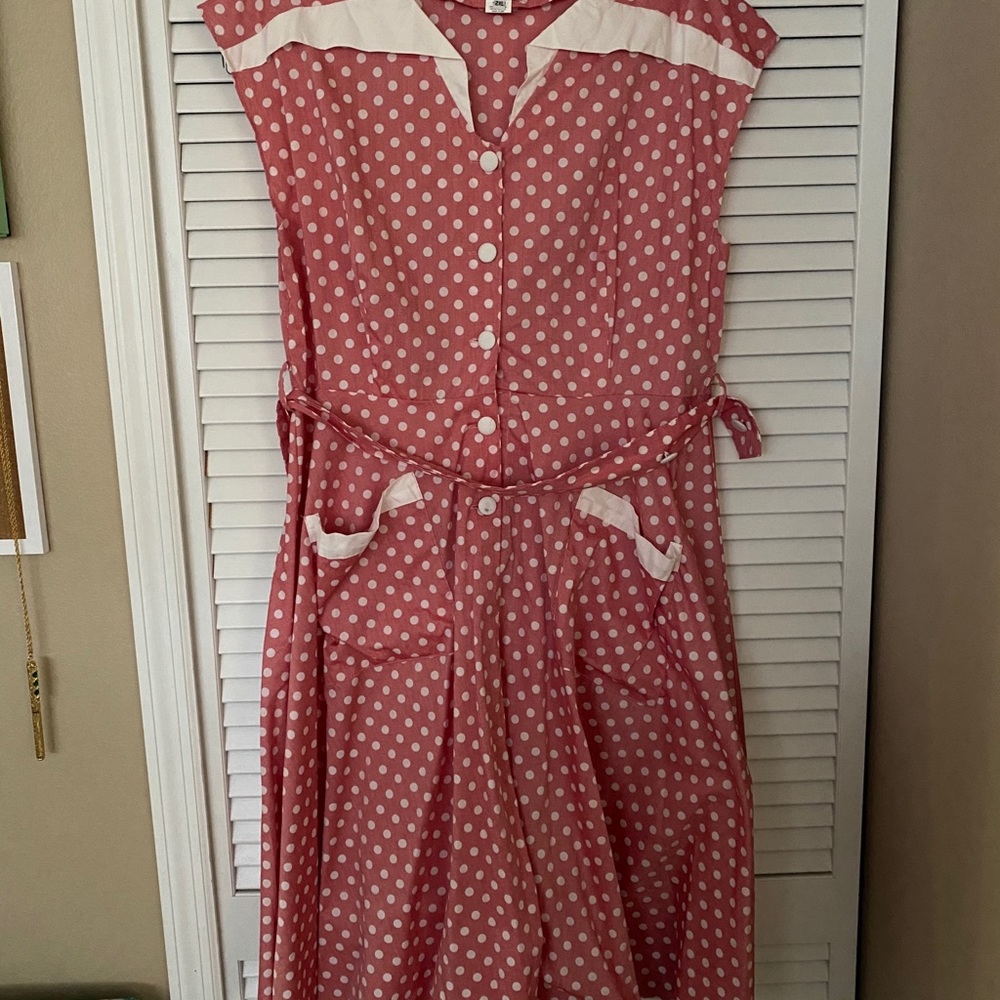 Unique vintage 2XL pink polkadot 50 dress.